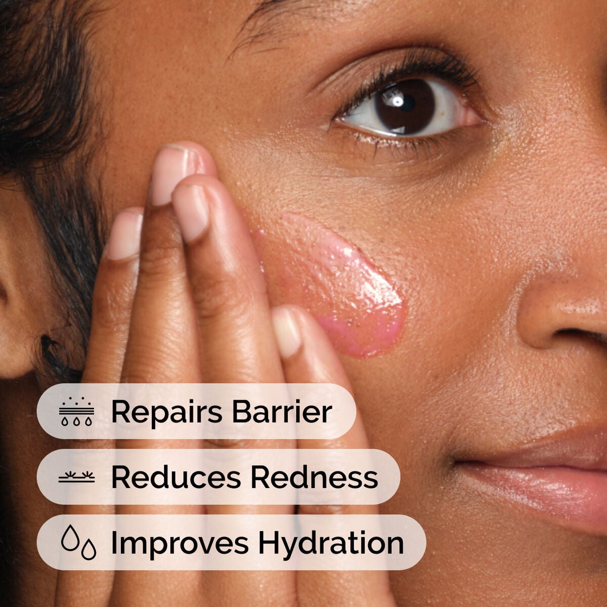 soothing-and-barrier-support-serum-i6 ord-soothing-barrier-support-serum-model-application-with-benefits.jpg